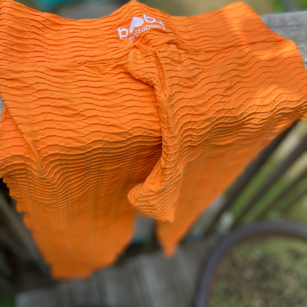 Orange BBB cropped leggings